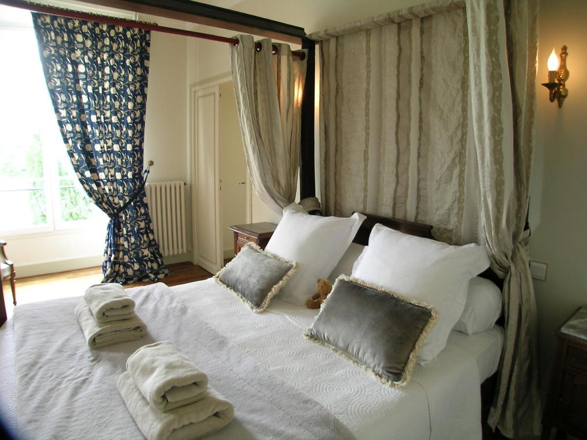Chateau Du Bourbet Cherval Eksteriør billede